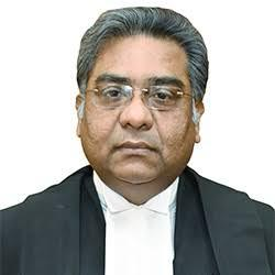 Justice Manindra Mohan Shrivastava to take oath as Madras HC Chief Justice tomorrow | Justice Manindra Mohan Shrivastava to take oath as Madras HC Chief Justice tomorrow
