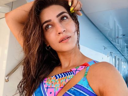 Kriti Sanon’s dreamy vacation captures ‘sunsets like in a postcard’ | Kriti Sanon’s dreamy vacation captures ‘sunsets like in a postcard’