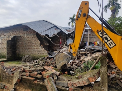 Illegal Chandigarh furniture market functioning for 40 years razed | Illegal Chandigarh furniture market functioning for 40 years razed Illegal Chandigarh furniture market functioning for 40 years razed | Illegal Chandigarh furniture market functioning for 40 years razed