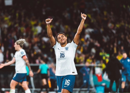 Women’s Euro: England defender Jess Carter takes social media break after receiving racial abuse | Women’s Euro: England defender Jess Carter takes social media break after receiving racial abuse