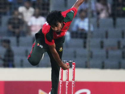 Pak coach Hesson flays 'poor' pitch, Bangladesh players defend it | Pak coach Hesson flays 'poor' pitch, Bangladesh players defend it Pak coach Hesson flays 'poor' pitch, Bangladesh players defend it | Pak coach Hesson flays 'poor' pitch, Bangladesh players defend it