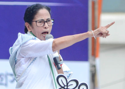 ECI conspiring on behalf of Centre to slap NRC in Bengal, claims CM Mamata | ECI conspiring on behalf of Centre to slap NRC in Bengal, claims CM Mamata