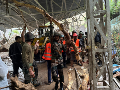 One killed, 9 injured as landslide hits Mata Vaishno Devi shrine track | One killed, 9 injured as landslide hits Mata Vaishno Devi shrine track