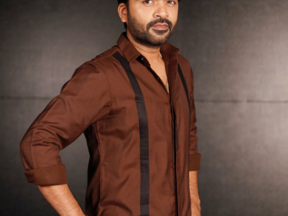 Actor Silambarasan provides financial assistance to family of late stunt artiste Mohan Raj | Actor Silambarasan provides financial assistance to family of late stunt artiste Mohan Raj Actor Silambarasan provides financial assistance to family of late stunt artiste Mohan Raj | Actor Silambarasan provides financial assistance to family of late stunt artiste Mohan Raj