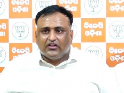 Odisha student sexual abuse: BJP Yuva Morcha members stage protest against Congress | Odisha student sexual abuse: BJP Yuva Morcha members stage protest against Congress Odisha student sexual abuse: BJP Yuva Morcha members stage protest against Congress | Odisha student sexual abuse: BJP Yuva Morcha members stage protest against Congress