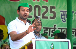Tej Pratap backs Rabri Devi’s demand for Nishant as CM, slams Nitish govt over crime | Tej Pratap backs Rabri Devi’s demand for Nishant as CM, slams Nitish govt over crime Tej Pratap backs Rabri Devi’s demand for Nishant as CM, slams Nitish govt over crime | Tej Pratap backs Rabri Devi’s demand for Nishant as CM, slams Nitish govt over crime