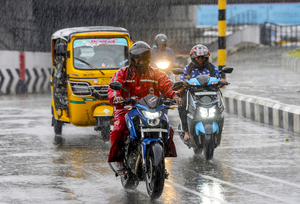 Heavy rain to lash Nilgiris, Coimbatore; Chennai to see dip in temperature | Heavy rain to lash Nilgiris, Coimbatore; Chennai to see dip in temperature