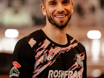 Goalkeeper Pau Lopez returns to Real Betis on three-year deal | Goalkeeper Pau Lopez returns to Real Betis on three-year deal Goalkeeper Pau Lopez returns to Real Betis on three-year deal | Goalkeeper Pau Lopez returns to Real Betis on three-year deal
