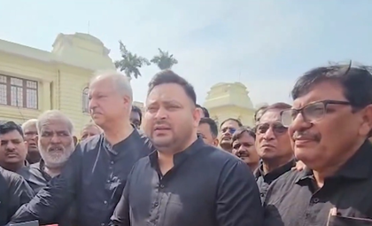 Ruckus in Bihar Assembly, Tejashwi demands discussion on SIR of voter list | Ruckus in Bihar Assembly, Tejashwi demands discussion on SIR of voter list Ruckus in Bihar Assembly, Tejashwi demands discussion on SIR of voter list | Ruckus in Bihar Assembly, Tejashwi demands discussion on SIR of voter list