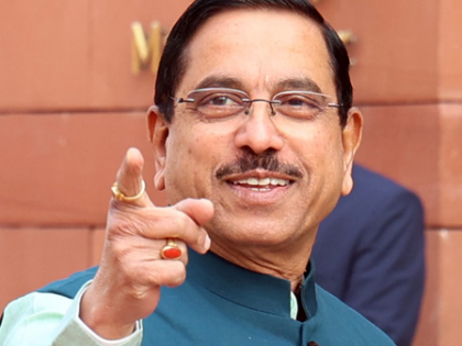 ‘GST notices to small traders not from Centre’: Union Minister slams K’taka govt for misleading public | ‘GST notices to small traders not from Centre’: Union Minister slams K’taka govt for misleading public ‘GST notices to small traders not from Centre’: Union Minister slams K’taka govt for misleading public | ‘GST notices to small traders not from Centre’: Union Minister slams K’taka govt for misleading public