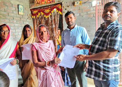 Dead, duplicates, and gone: Why are some leaders fighting to keep them in Bihar’s voter list? | Dead, duplicates, and gone: Why are some leaders fighting to keep them in Bihar’s voter list?