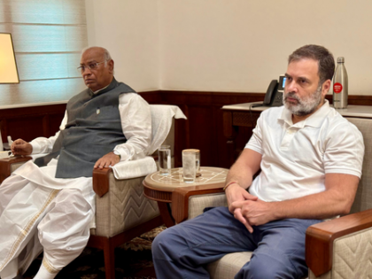 Kharge & Rahul assure full support for restoration of statehood to J&K | Kharge & Rahul assure full support for restoration of statehood to J&K Kharge & Rahul assure full support for restoration of statehood to J&K | Kharge & Rahul assure full support for restoration of statehood to J&K