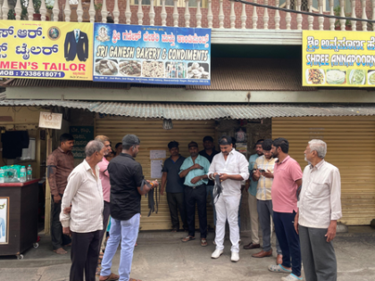 GST row: Small traders launch 3-day agitation in Karnataka | GST row: Small traders launch 3-day agitation in Karnataka GST row: Small traders launch 3-day agitation in Karnataka | GST row: Small traders launch 3-day agitation in Karnataka