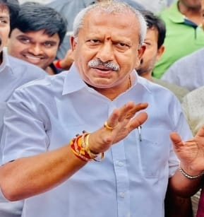 Rowdy sheeter murder case: BJP MLA questioned as prime accused flees to Dubai | Rowdy sheeter murder case: BJP MLA questioned as prime accused flees to Dubai Rowdy sheeter murder case: BJP MLA questioned as prime accused flees to Dubai | Rowdy sheeter murder case: BJP MLA questioned as prime accused flees to Dubai
