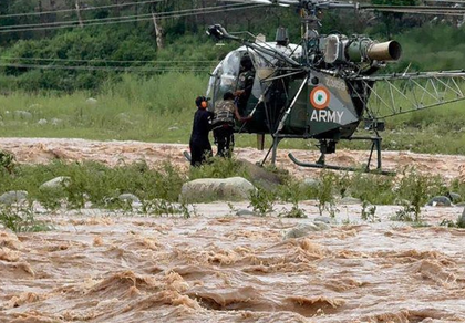 Army pilots brave flash floods in daring Rajouri rescue | Army pilots brave flash floods in daring Rajouri rescue Army pilots brave flash floods in daring Rajouri rescue | Army pilots brave flash floods in daring Rajouri rescue