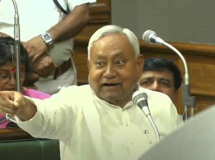 Ruckus continues on last day of Bihar Assembly Monsoon Session; CM mocks Oppn black attire protest | Ruckus continues on last day of Bihar Assembly Monsoon Session; CM mocks Oppn black attire protest