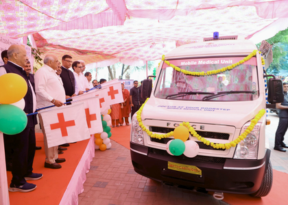 CM Bhupendra Patel flags off mobile medical vans for Gujarat's tribal districts | CM Bhupendra Patel flags off mobile medical vans for Gujarat's tribal districts CM Bhupendra Patel flags off mobile medical vans for Gujarat's tribal districts | CM Bhupendra Patel flags off mobile medical vans for Gujarat's tribal districts