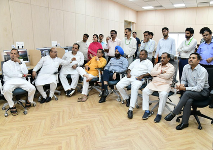 Delhi Ministers attend NeVA training at Assembly for paperless legislative business | Delhi Ministers attend NeVA training at Assembly for paperless legislative business