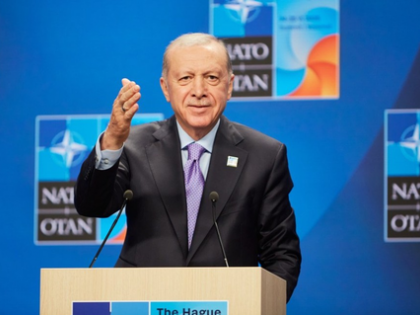 Erdogan to talk with Putin, Trump over summit on Ukraine | Erdogan to talk with Putin, Trump over summit on Ukraine