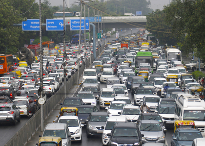 Delhi govt approaches SC to review ban on ELVs | Delhi govt approaches SC to review ban on ELVs