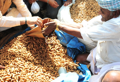 K’taka: Urea, fertiliser prices rise after surge in demand, farming community in distress | K’taka: Urea, fertiliser prices rise after surge in demand, farming community in distress