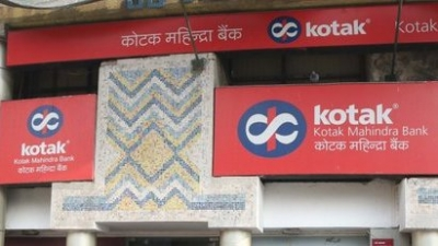 Kotak Mahindra Bank's net profit falls 39 pc YoY to Rs 4,472 crore in Q1 | Kotak Mahindra Bank's net profit falls 39 pc YoY to Rs 4,472 crore in Q1