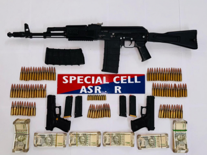 Punjab Police bust Pak-backed arms, drug smuggling network; 5 arrested | Punjab Police bust Pak-backed arms, drug smuggling network; 5 arrested Punjab Police bust Pak-backed arms, drug smuggling network; 5 arrested | Punjab Police bust Pak-backed arms, drug smuggling network; 5 arrested