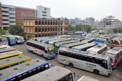 Bangladesh: Transport bodies threaten 72-hour strike over Road Act, vehicle policy | Bangladesh: Transport bodies threaten 72-hour strike over Road Act, vehicle policy Bangladesh: Transport bodies threaten 72-hour strike over Road Act, vehicle policy | Bangladesh: Transport bodies threaten 72-hour strike over Road Act, vehicle policy