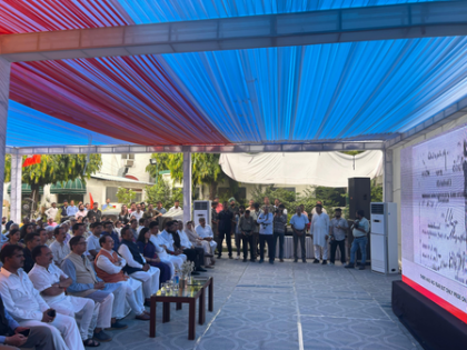 Delhi: JP Nadda joins veterans in Defence Colony for Mann Ki Baat | Delhi: JP Nadda joins veterans in Defence Colony for Mann Ki Baat Delhi: JP Nadda joins veterans in Defence Colony for Mann Ki Baat | Delhi: JP Nadda joins veterans in Defence Colony for Mann Ki Baat