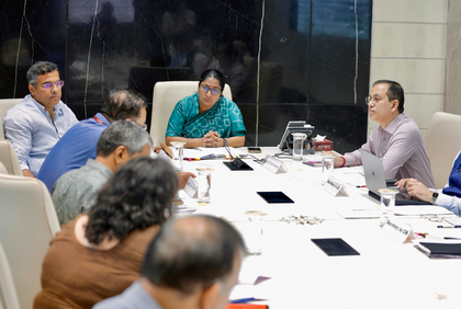 Delhi CM reviews health, road proposals at expenditure panel meet | Delhi CM reviews health, road proposals at expenditure panel meet