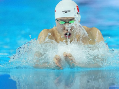 World Aquatics: Qin Haiyang wins China's first swimming gold; Gretchen Walsh wins gold with record | World Aquatics: Qin Haiyang wins China's first swimming gold; Gretchen Walsh wins gold with record