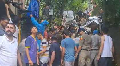 Two dead, 2 missing as torrential rain wreaks havoc in Himachal's Mandi | Two dead, 2 missing as torrential rain wreaks havoc in Himachal's Mandi