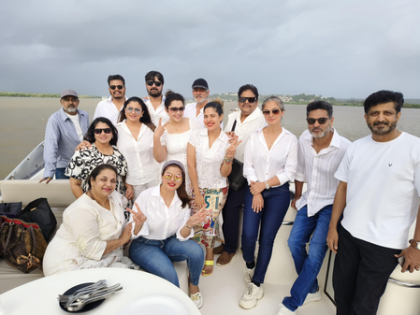South Indian film celebrities from the nineties have a fun-filled reunion at Goa! | South Indian film celebrities from the nineties have a fun-filled reunion at Goa!