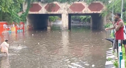 Heavy rainfall in Delhi brings widespread waterlogging, traffic chaos | Heavy rainfall in Delhi brings widespread waterlogging, traffic chaos