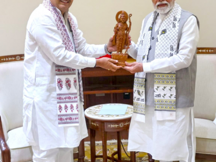 Rajasthan CM meets PM Modi, discusses state's development | Rajasthan CM meets PM Modi, discusses state's development