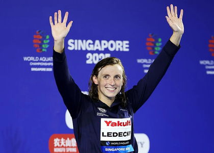 World Aquatics C'ships: Katie Ledecky wins 6th gold, Elendt claims women's 100m breaststroke | World Aquatics C'ships: Katie Ledecky wins 6th gold, Elendt claims women's 100m breaststroke World Aquatics C'ships: Katie Ledecky wins 6th gold, Elendt claims women's 100m breaststroke | World Aquatics C'ships: Katie Ledecky wins 6th gold, Elendt claims women's 100m breaststroke
