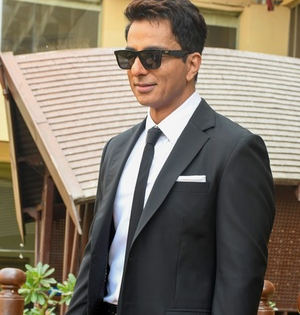 Sonu Sood reveals his future aspirations on his birthday | Sonu Sood reveals his future aspirations on his birthday Sonu Sood reveals his future aspirations on his birthday | Sonu Sood reveals his future aspirations on his birthday