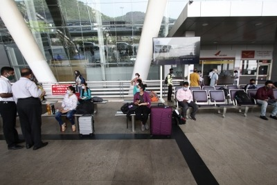 US student detained at Chennai airport for carrying banned satellite phone | US student detained at Chennai airport for carrying banned satellite phone US student detained at Chennai airport for carrying banned satellite phone | US student detained at Chennai airport for carrying banned satellite phone