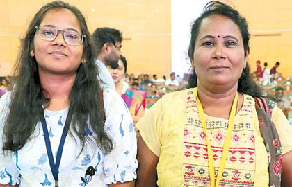 49-year-old TN woman fulfils dream to study medicine, cracks NEET with daughter | 49-year-old TN woman fulfils dream to study medicine, cracks NEET with daughter