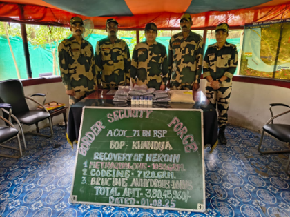 Woman BSF Constable thwarts major narcotics smuggling attempt along India-B'desh border | Woman BSF Constable thwarts major narcotics smuggling attempt along India-B'desh border