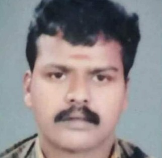 Kerala Police hunt for man who stabbed wife, attacked two others | Kerala Police hunt for man who stabbed wife, attacked two others Kerala Police hunt for man who stabbed wife, attacked two others | Kerala Police hunt for man who stabbed wife, attacked two others