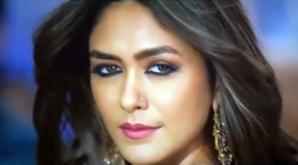 Mrunal Thakur’s ‘little ritual’ is watching films with fans, calls it ‘real magic’ | Mrunal Thakur’s ‘little ritual’ is watching films with fans, calls it ‘real magic’ Mrunal Thakur’s ‘little ritual’ is watching films with fans, calls it ‘real magic’ | Mrunal Thakur’s ‘little ritual’ is watching films with fans, calls it ‘real magic’