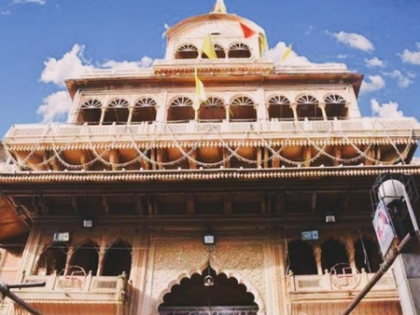SC hints at appointing a committee to manage Shri Banke Bihari Temple | SC hints at appointing a committee to manage Shri Banke Bihari Temple SC hints at appointing a committee to manage Shri Banke Bihari Temple | SC hints at appointing a committee to manage Shri Banke Bihari Temple