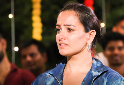 Anita Hassanandani breaks down in tears on the first night in the village on ‘Chhoriyan Chali Gaon’ | Anita Hassanandani breaks down in tears on the first night in the village on ‘Chhoriyan Chali Gaon’