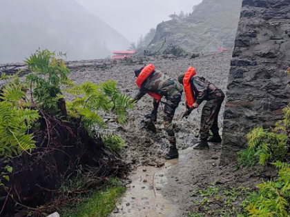 Uttarkashi cloudburst: Indian Army intensifies rescue operations | Uttarkashi cloudburst: Indian Army intensifies rescue operations Uttarkashi cloudburst: Indian Army intensifies rescue operations | Uttarkashi cloudburst: Indian Army intensifies rescue operations