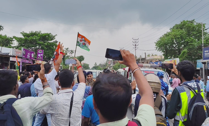 Suvendu Adhikari’s convoy attacked in Bengal’s Cooch Behar, BJP blames Trinamool activists | Suvendu Adhikari’s convoy attacked in Bengal’s Cooch Behar, BJP blames Trinamool activists Suvendu Adhikari’s convoy attacked in Bengal’s Cooch Behar, BJP blames Trinamool activists | Suvendu Adhikari’s convoy attacked in Bengal’s Cooch Behar, BJP blames Trinamool activists