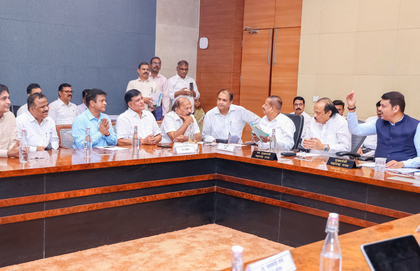 Continue controlled feeding of pigeons until alternate arrangements are made: CM Fadnavis | Continue controlled feeding of pigeons until alternate arrangements are made: CM Fadnavis Continue controlled feeding of pigeons until alternate arrangements are made: CM Fadnavis | Continue controlled feeding of pigeons until alternate arrangements are made: CM Fadnavis
