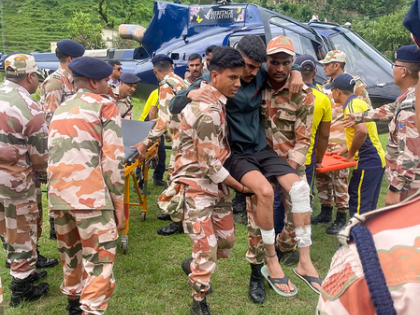 Uttarakhand cloudburst: Over 50 people airlifted to safety, Army intensifies relief operations  | Uttarakhand cloudburst: Over 50 people airlifted to safety, Army intensifies relief operations 