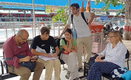 Foreign tourists robbed on Mandore Express, valuables worth Rs 2 lakh stolen | Foreign tourists robbed on Mandore Express, valuables worth Rs 2 lakh stolen Foreign tourists robbed on Mandore Express, valuables worth Rs 2 lakh stolen | Foreign tourists robbed on Mandore Express, valuables worth Rs 2 lakh stolen