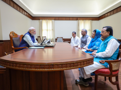 PM Modi meets Uttarakhand MPs, instructs them to stay in contact with people in rain-affected areas | PM Modi meets Uttarakhand MPs, instructs them to stay in contact with people in rain-affected areas PM Modi meets Uttarakhand MPs, instructs them to stay in contact with people in rain-affected areas | PM Modi meets Uttarakhand MPs, instructs them to stay in contact with people in rain-affected areas